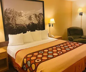 Photo 5 - Super 8 by Wyndham Hot Springs