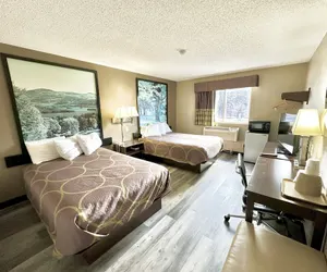 Photo 4 - Super 8 by Wyndham Latham/Albany Airport