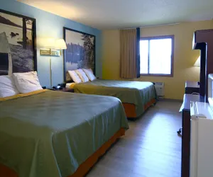 Photo 5 - Super 8 by Wyndham Red Wing