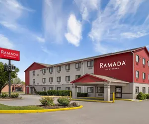 Photo 2 - Ramada by Wyndham York Harrisburg Hershey