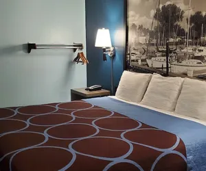 Photo 3 - River Hill Inn & Suites