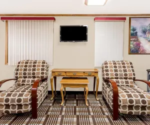 Photo 5 - Super 8 by Wyndham Lexington