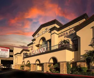 Photo 2 - Silver Sevens Hotel and Casino, a Wyndham Garden