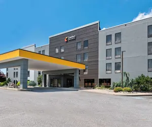 Photo 2 - Comfort Inn & Suites