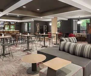 Photo 3 - Courtyard by Marriott Dayton North