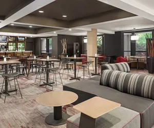 Photo 4 - Courtyard by Marriott Dayton North