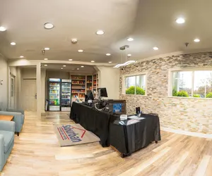 Photo 4 - Suburban Studios Charlotte-Ballantyne