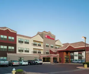 Photo 2 - Hilton Garden Inn Phoenix Airport