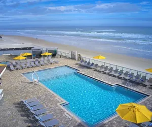 Photo 2 - Delta Hotels by Marriott Daytona Beach