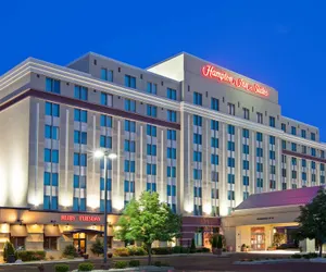 Photo 2 - Hampton Inn & Suites Chicago-North Shore/Skokie