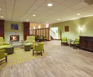 Photo 3 - Hampton Inn & Suites Providence/Warwick-Airport