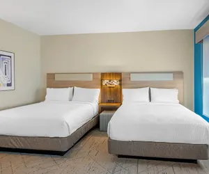 Photo 5 - HOLIDAY INN EXPRESS & SUITES INDIANAPOLIS - EAST by IHG