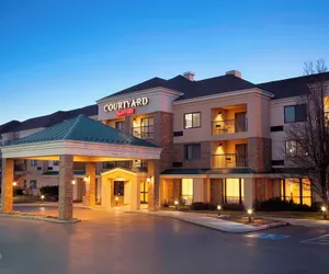 Photo 2 - Courtyard by Marriott Layton