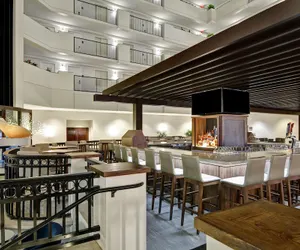 Photo 3 - Embassy Suites by Hilton Orlando Downtown