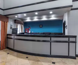Photo 4 - Quality Inn & Suites I-35 E / Walnut Hill