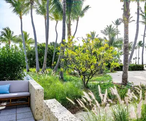 Photo 3 - Islander Resort