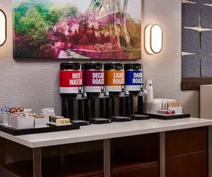 Photo 5 - Hampton Inn Massillon