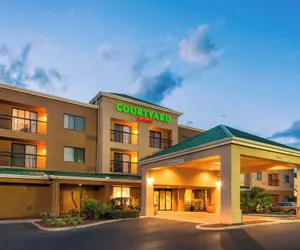 Photo 2 - Courtyard by Marriott Lakeland