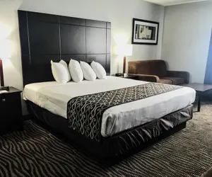 Photo 5 - Best Western Executive Inn