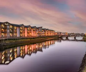 Photo 2 - Kathryn Riverfront Inn, an Ascend Collection Hotel