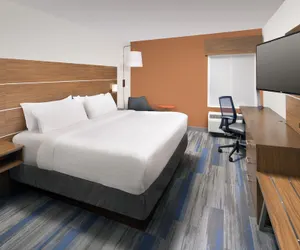 Photo 5 - Holiday Inn Express & Suites College Park-University Area, an IHG Hotel