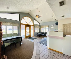Photo 3 - Fleetwood Inn & Suites