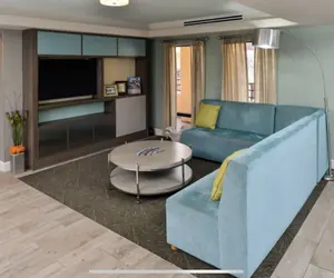 Photo 4 - Red Roof Inn PLUS+ & Suites Tampa