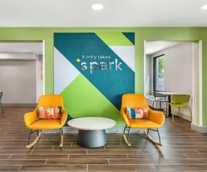 Photo 5 - Spark by Hilton Knoxville North I-75