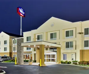 Photo 2 - Fairfield Inn by Marriott Clarksville