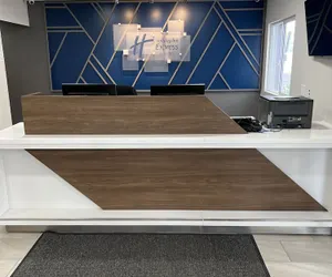 Photo 3 - Holiday Inn Express & Suites Phoenix - Mesa West by IHG
