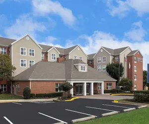 Photo 2 - Homewood Suites by Hilton Alexandria / Pentagon South