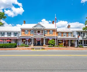 Photo 2 - Wayside Inn