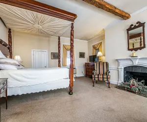 Photo 5 - Wayside Inn