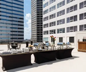 Photo 3 - Sheraton Indianapolis City Centre Hotel