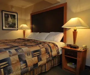 Photo 4 - District Hotel by OYO Portland Convention Center