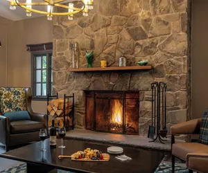 Photo 4 - La Tourelle Inn & Spa