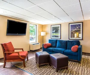 Photo 4 - Comfort Inn Newport News/Williamsburg East