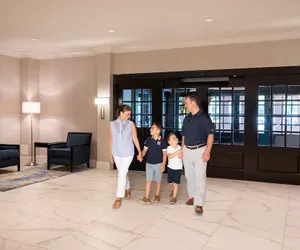 Photo 5 - Crowne Plaza Albany - The Desmond Hotel by IHG