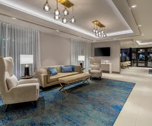 Photo 4 - DoubleTree by Hilton Sioux City