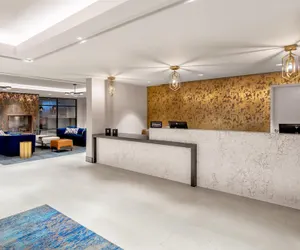 Photo 5 - DoubleTree by Hilton Sioux City