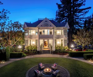 Photo 2 - White House Napa Valley