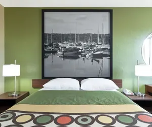 Photo 4 - Super 8 by Wyndham Bath Hammondsport Area