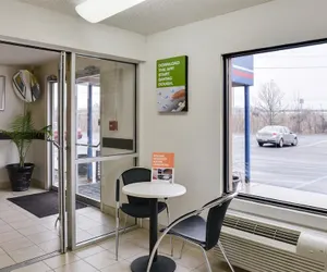 Photo 5 - Motel 6 Toledo, OH