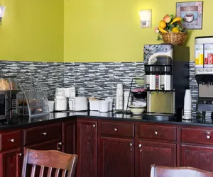 Photo 2 - Super 8 by Wyndham South Boston VA