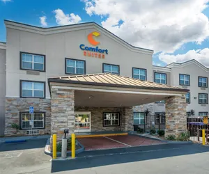 Photo 2 - Comfort Suites Downtown Sacramento