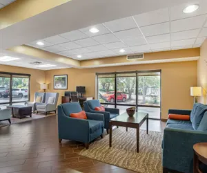 Photo 3 - Comfort Suites Tallahassee Capitol - University Area