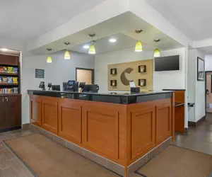 Photo 3 - Comfort Inn & Suites Kansas City - Northeast