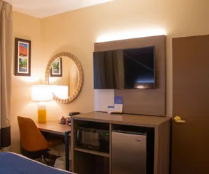 Photo 5 - Country Inn & Suites by Radisson, Rock Falls, IL