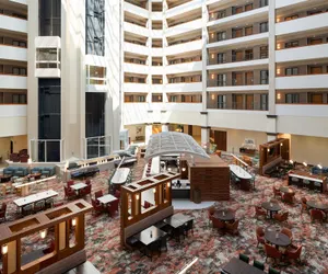 Photo 4 - Embassy Suites by Hilton Charleston Airport Convention Ctr