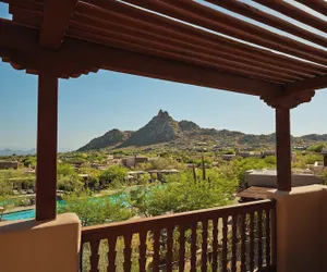 Photo 2 - Four Seasons Resort Scottsdale at Troon North